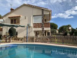 Chalet individual de 4 habitaciones photo 0