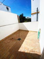Vivienda en planta baja con patio y trastero en calle San Antonio photo 0