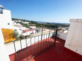 Vivienda con terraza panorámica en pleno centro de Alcalá de los Gazules photo 0