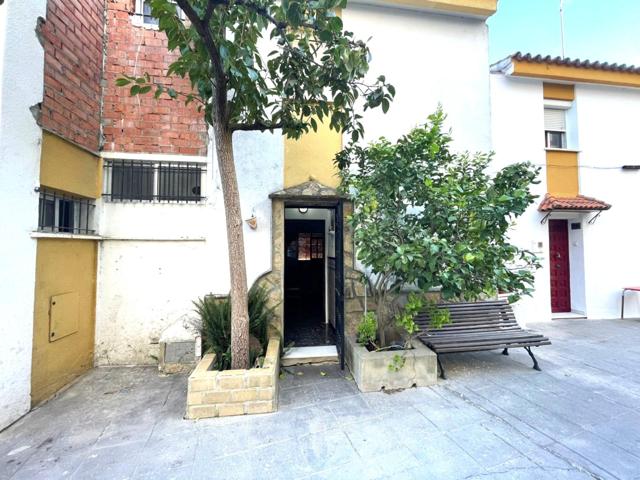 Adosado dúplex con 3 dormitorios en el corazón de Alcalá de los Gazules. photo 0