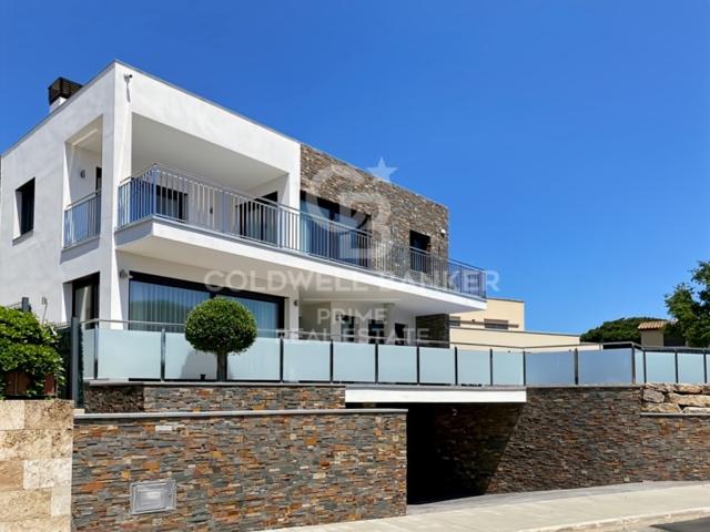 Villa En venta en Sant Feliu De Guíxols photo 0