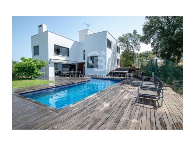 Casa En venta en Begur photo 0
