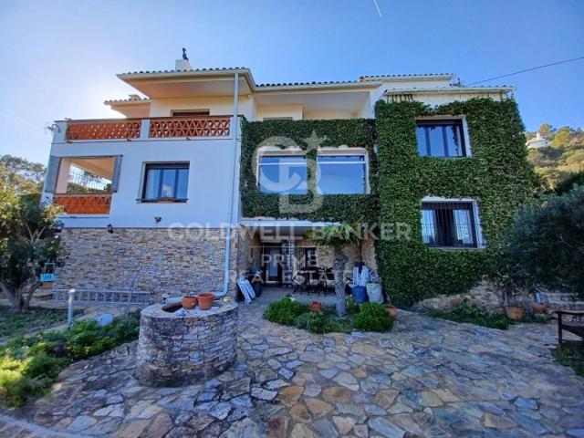 Villa En venta en Begur photo 0