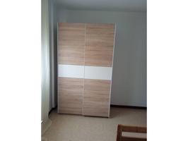 Se alquila habitación photo 0