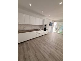 Apartamento tipo loft recién reformado, todo nuevo a estrenar. photo 0