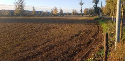 Terreno en venta en Villaquilambre de 2230 m2 photo 0