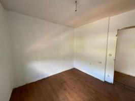 Piso en venta en Ponferrada de 78 m2 photo 0
