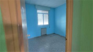 Piso en venta en Ponferrada de 91 m2 photo 0
