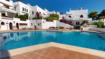 PISO DE 2 DORMITORIOS, TERRAZA Y PISCINA EN ALOHA, NUEVA ANDALUCIA photo 0