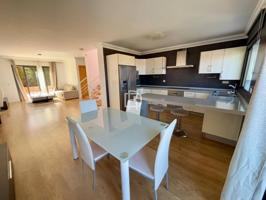 Chalet pareado en venta en La Luz photo 0