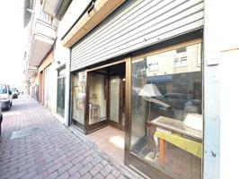 Local En venta en Casco Histrico de Vallecas photo 0