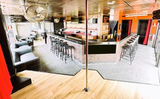 Club en venta en Las Americas photo 0