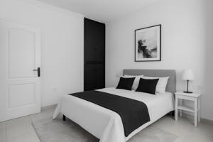 Apartamento de 2 dormitorios en venta en Playa de Las Américas – Vistas a la piscina, ascensor y cancha de tenis photo 0
