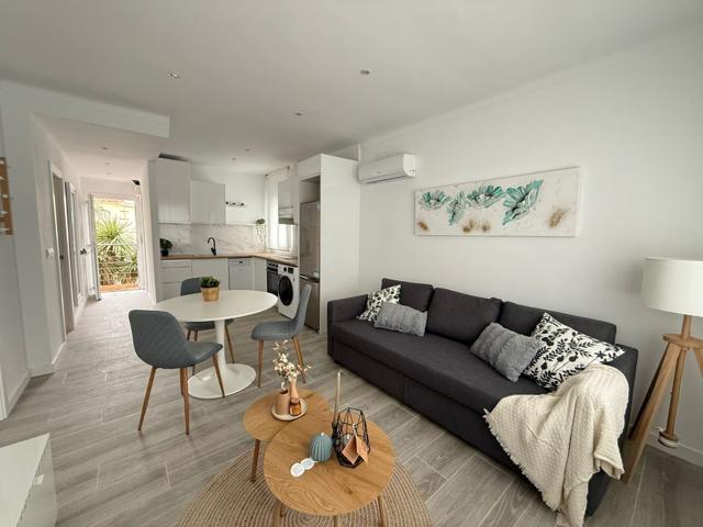 Piso En venta en Castelló d'Empúries photo 0