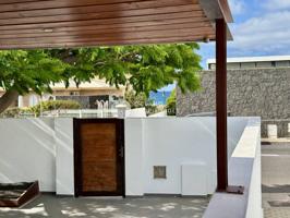 Exclusiva vivienda unifamiliar a un paso del mar en La Concha. photo 0