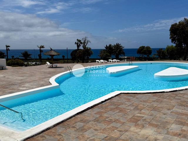 Apartamento con vistas directas al mar. photo 0