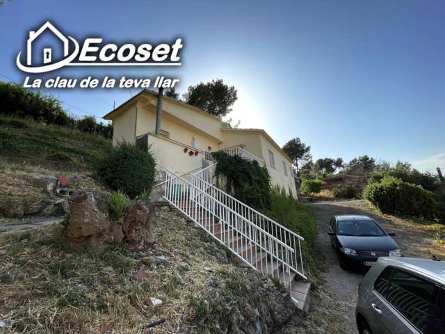 Casa para reformar con gran terreno en Olesa de Bonesvalls photo 0