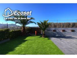 Impresionante casa de 300 m² con jardín photo 0