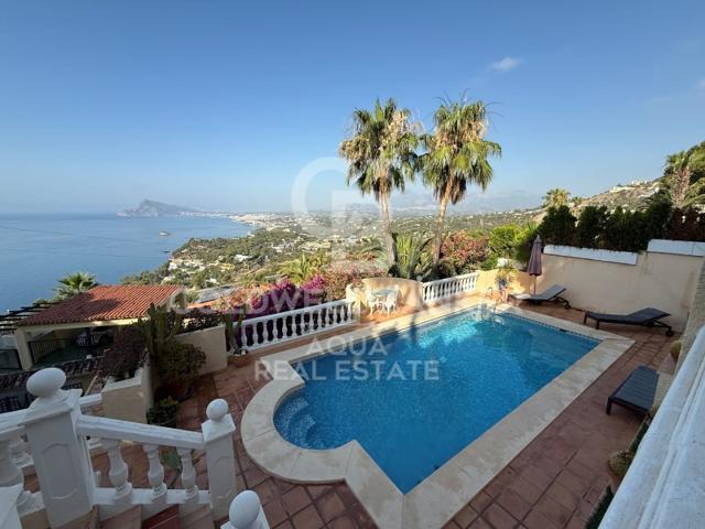 Villa En venta en Altea photo 0