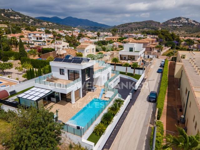 Villa En venta en Calpe - Calp photo 0
