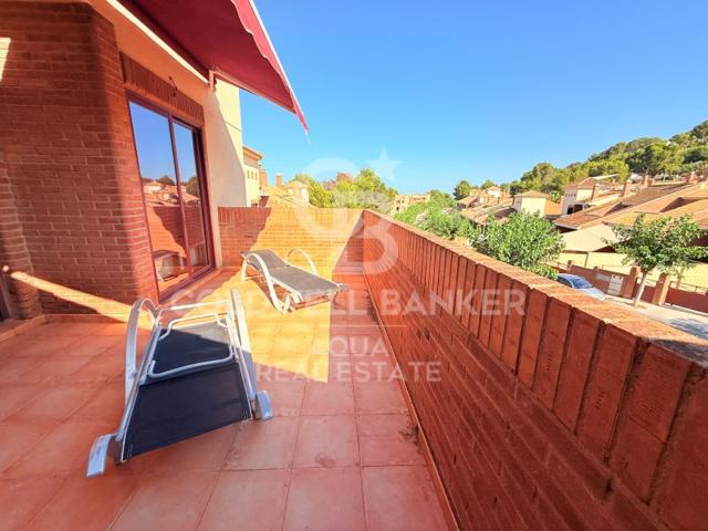 Villa En venta en La Nucia photo 0