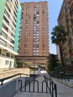 Unifamiliar En venta en Tetuán, Madrid photo 0