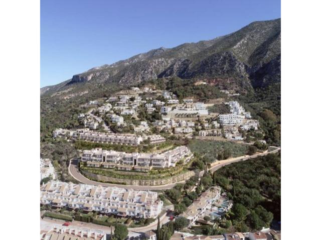 Nuevo proyecto residencial ubicado en plena Sierra de las Nieves, en Istán, Marbella. Proyecto en venta, compuesto por 2 photo 0