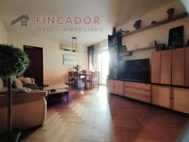 Piso en venta en El Poblenou(08005) photo 0
