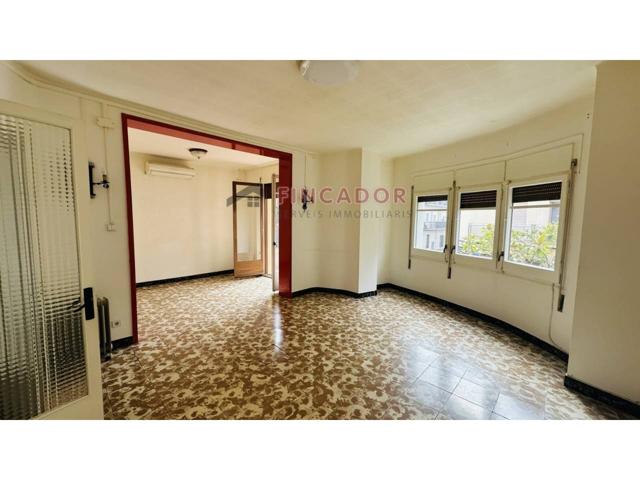 Piso en venta en Centre photo 0
