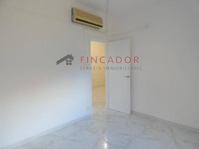 Piso en venta en Riera photo 0