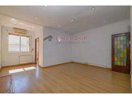 Piso en venta en Sant Antoni(08015) photo 0