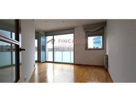 Piso en venta en Provençals del Poblenou(08018) photo 0
