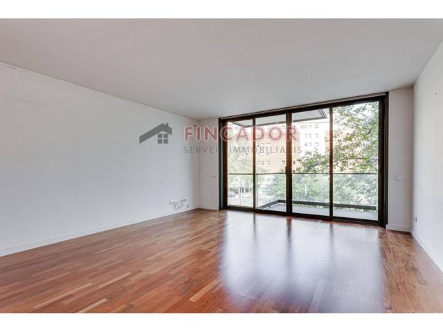 Piso en venta en Provençals del Poblenou(08018) photo 0
