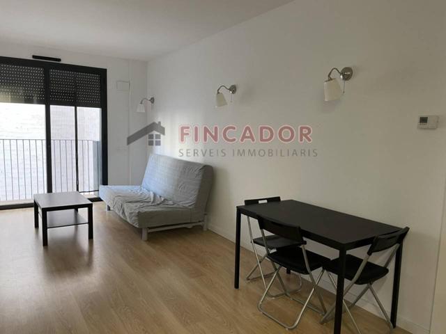 Piso en venta en Navas(08041) photo 0