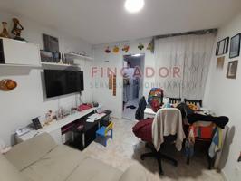 Piso en venta en Pubilla Cases(08906) photo 0