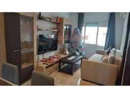 Piso en venta en Almeda photo 0