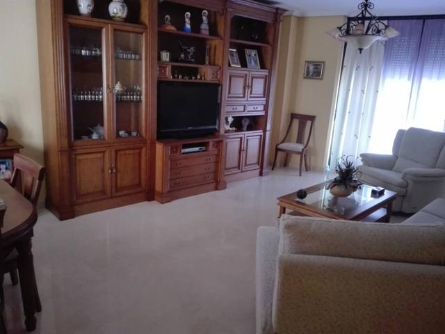 Impresionante dúplex en el centro equipado para vivir photo 0