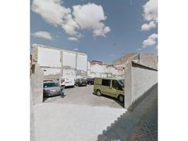 Buen solar próximo al Ayuntamiento con fachada a dos calles., photo 0