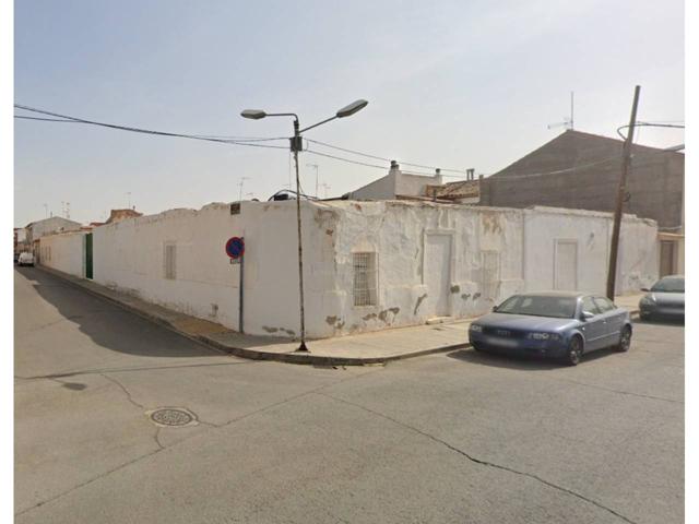 Buen solar en la zona del rio para promociones. photo 0