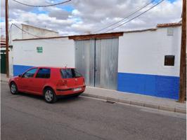 Buen solar en zona del antiguo cuartel. photo 0