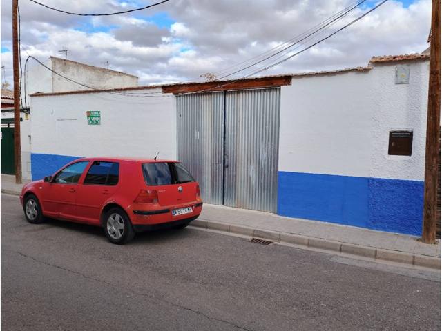 Buen solar en zona del antiguo cuartel. photo 0