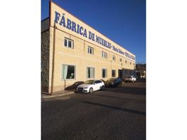 Venta de Nave Comercial en Picón photo 0