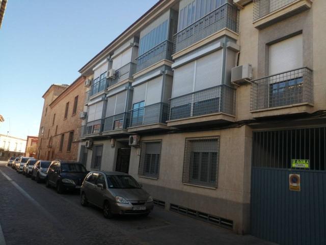 Piso grande en la zona del casco histórico en buen estado photo 0