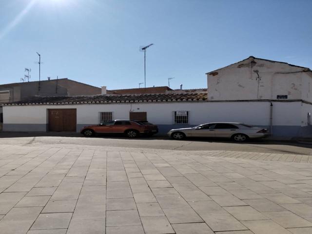 Casa en venta en Manzanares photo 0