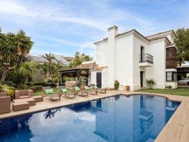 Villa En venta en Benahavís photo 0