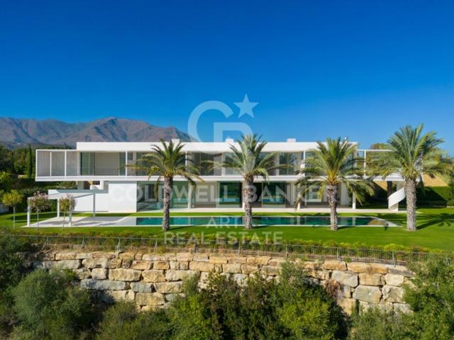 Villa En venta en Casares photo 0