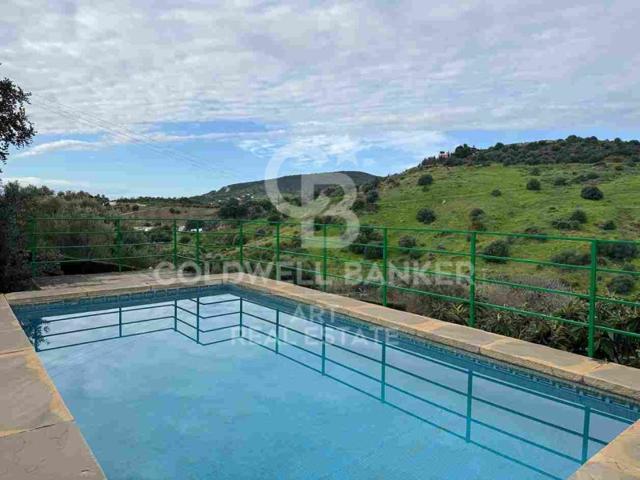 Villa En venta en Estepona photo 0