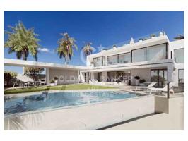 Villa En venta en Marbella photo 0