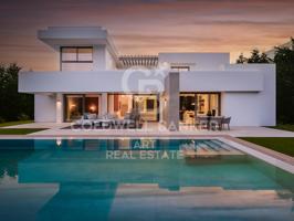 Villa En venta en Estepona photo 0