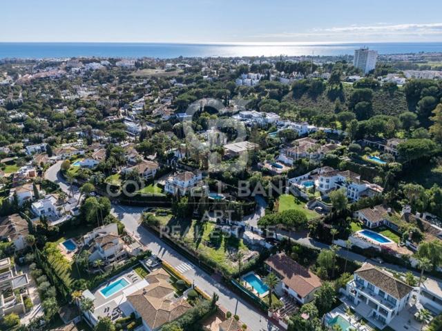 Terreno Urbanizable En venta en Marbella photo 0